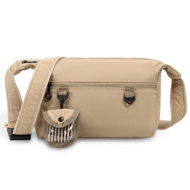 新款日系单肩斜挎包男潮牌学生运动背包通勤包休闲邮差包女ins潮