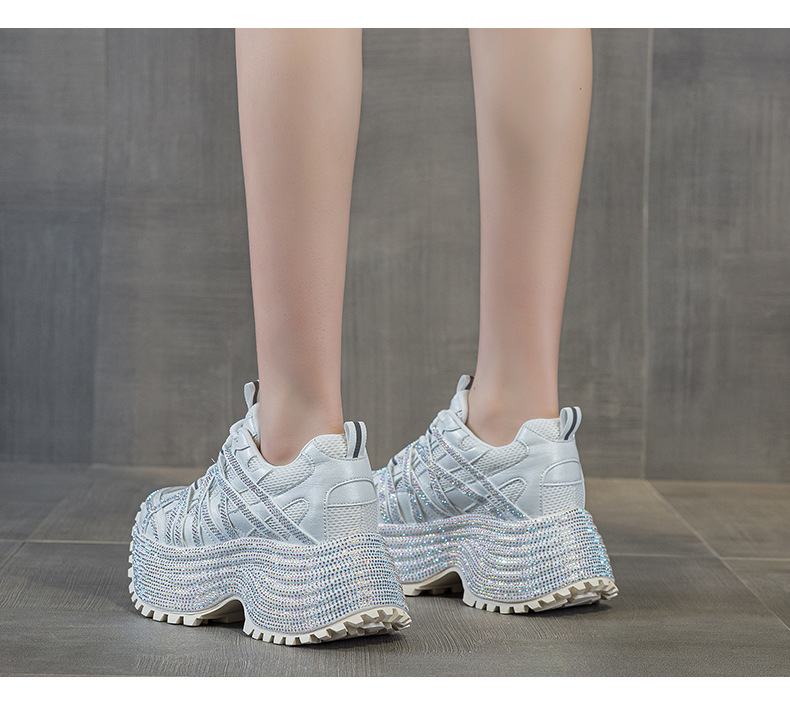 Giày sneaker nữ đế dày phong cách dad shoes, gót 5 cm, đính đá lấp lánh — Đỏ 5052, Xám 5052, Be 5052 chi tiết 11