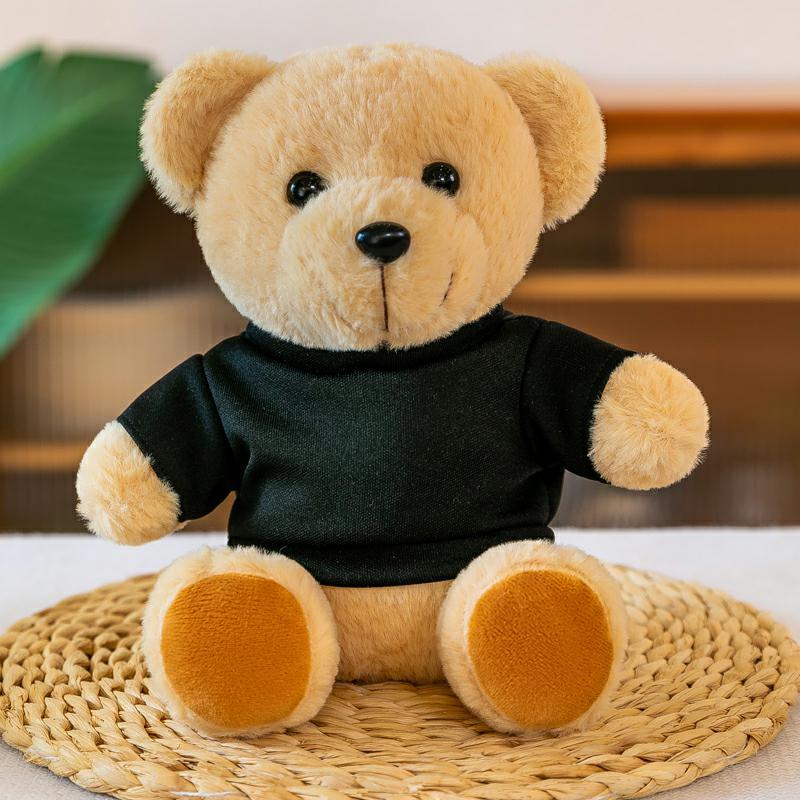 Black T-shirt sitting bear