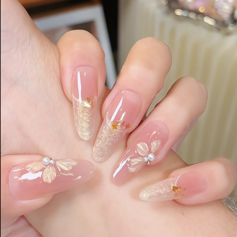 [Cream Camellia] Purely Handmade Wearable Nails, New Autumn and Winter Nail Art Pieces with a High-End and Luxurious Feel
