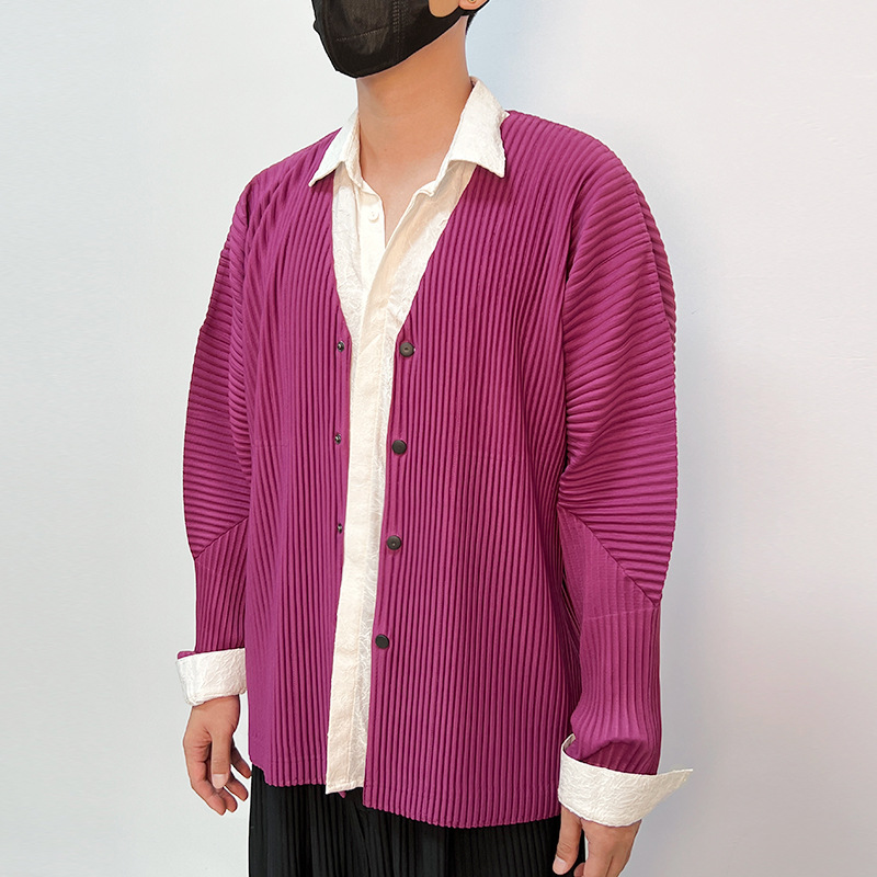 가을 남성용 주름 스웨트셔츠 가디건 재킷 2025 신소재 세로 줄무늬 브이넥 한국 스타일 남성 상의 주름 디자인