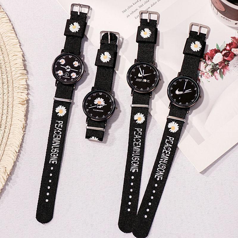 Nueva Daisy correa de lona reloj mujer estudiante pareja novias estilo coreano moda mismo estilo crisantemo correa de nylon reloj