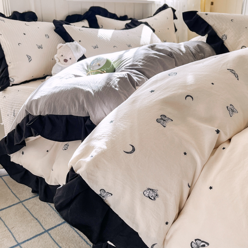 Cubierta de cama de hilo de doble capa de algodón de punto aeróbico Juego de cuatro piezas Funda de edredón de encaje Tatami Cubierta Kang Cojín Four Seasons Universal