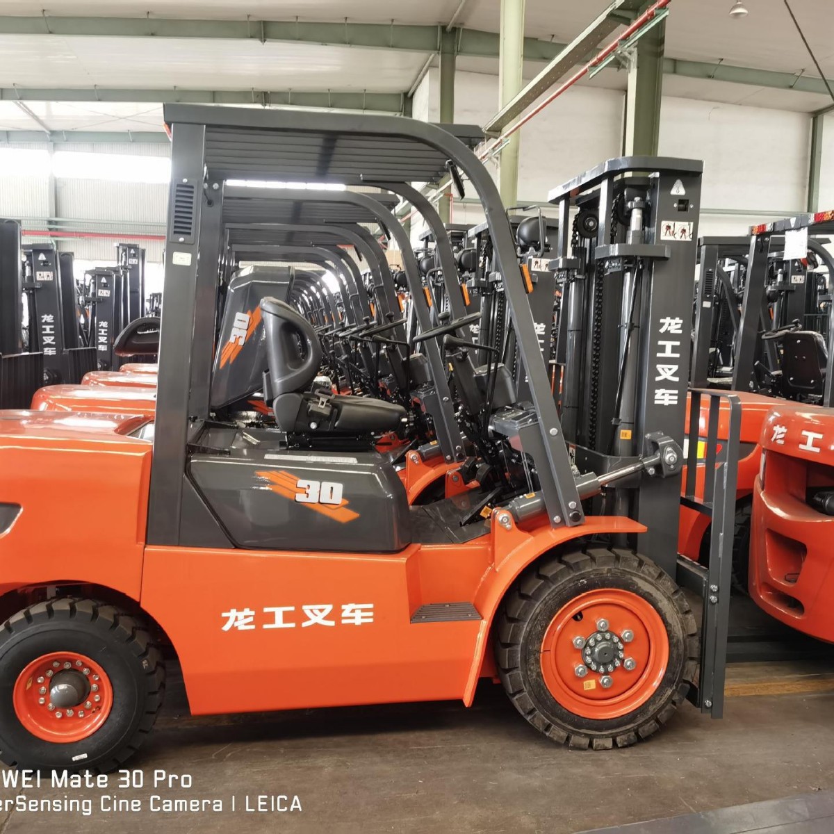 龙工4吨柴油叉车增压电控机械锁灵活基地送货上门