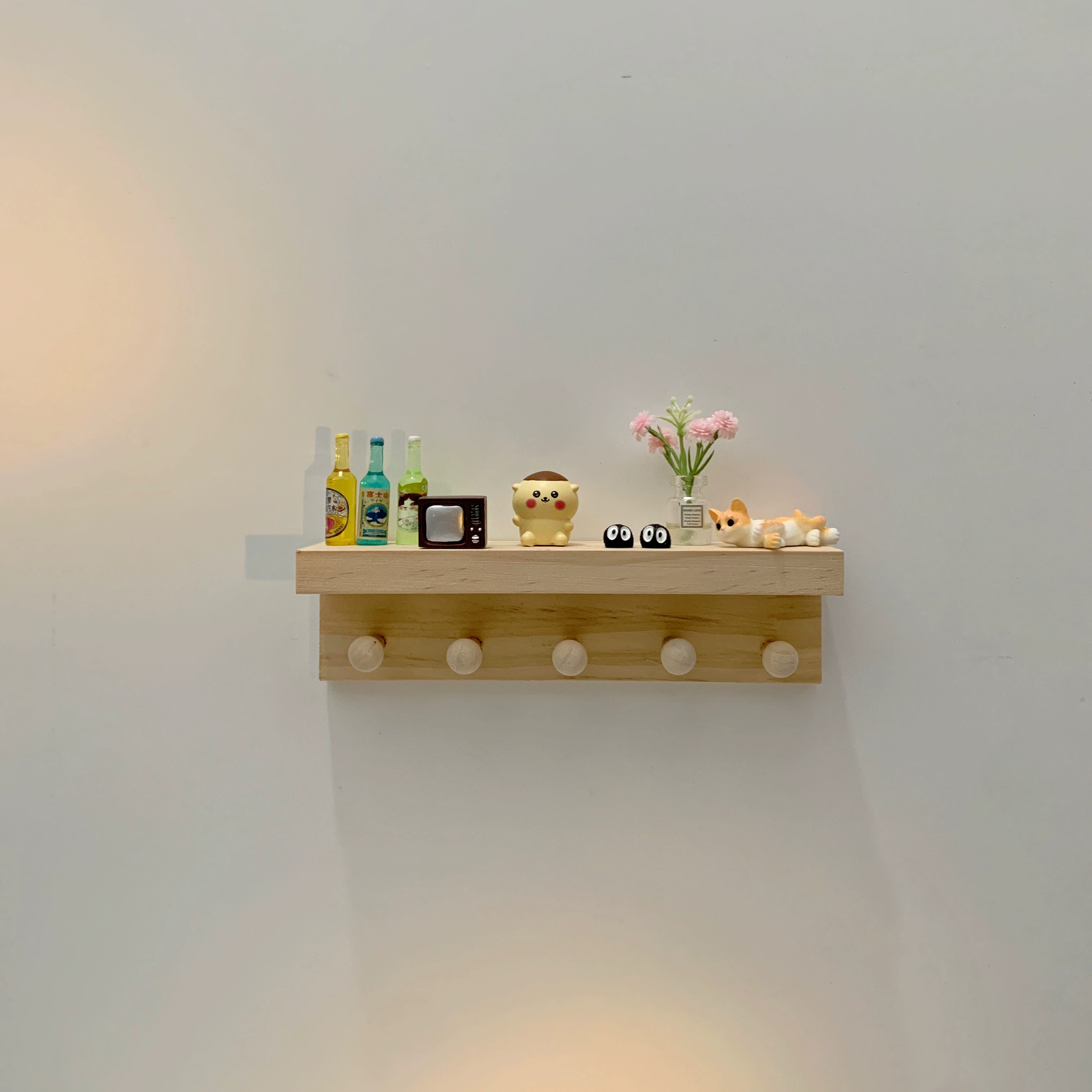 Creative entrance porch hook, key hook, solid wood wall-mounted storage rack, modern simple ornaments decoration