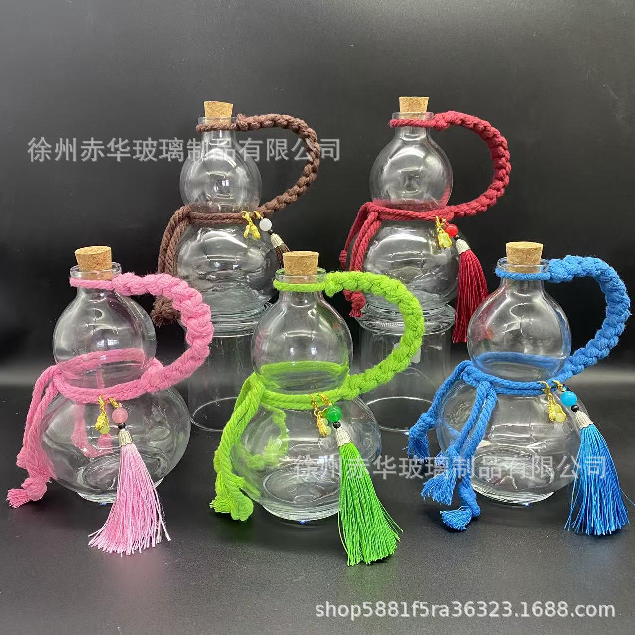 가벼운 병 + 나무 원뿔 + 밧줄 (걸이 장식 보내기); 빨간색