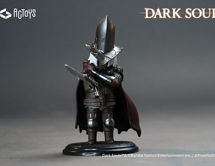 Подтверждённый подлинный слепой набор Dark Souls яйцо фігура Black Soul Knight на день рождения однокласснику