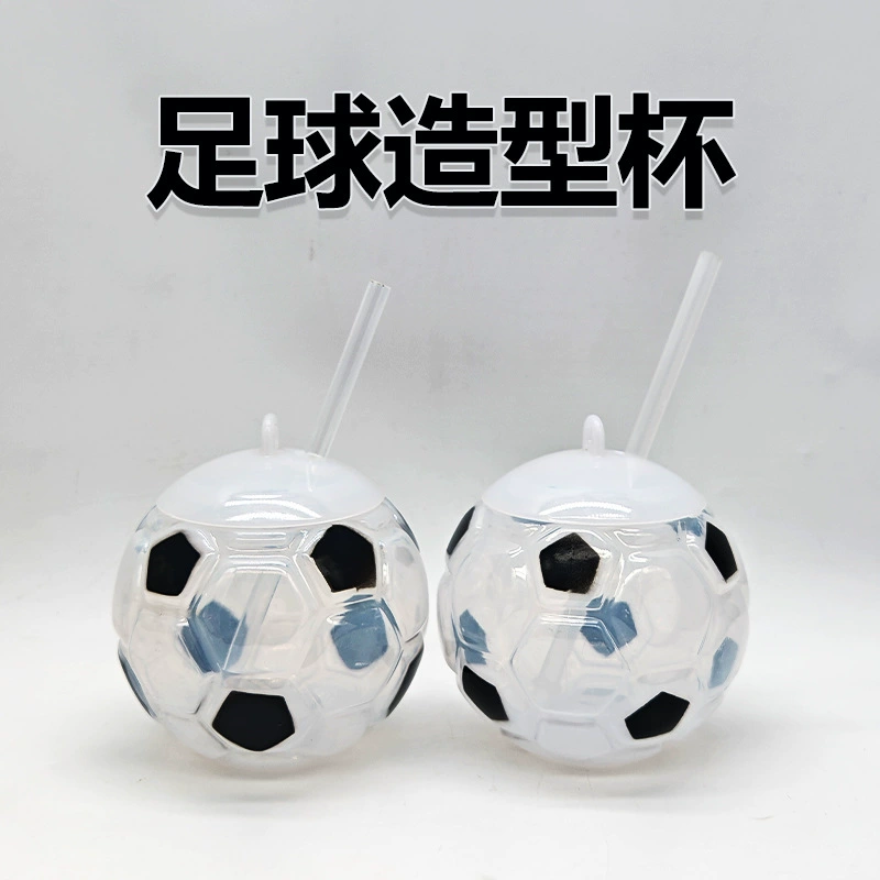 Производители оптовых трансграничных горячих продаж футбол формы соломки чашки для детей ПЭТ одноразовые пластиковые стаканчики для воды