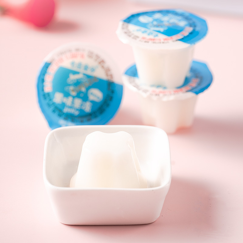 Wholesale full carton of lactic acid jelly snack gift set, children's leisure snack, jelly pudding