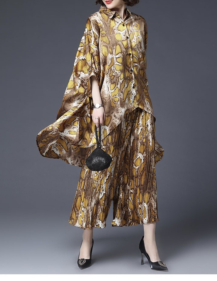 434g Weight Half Sleeve Sleeve Length Polyester Fabric Type Pant Co-ord Set Sets Type 2 Pieces Set Quantity Daily Occasion Turndown Neckline Regular Fit Fit Type Printing Pattern Summer, Spring Season Women's Gender Elegant, Streetwear Style Daily Women's Elegant Streetwear Printing Polyester Pant Co-ord Set Pants Sets 8
