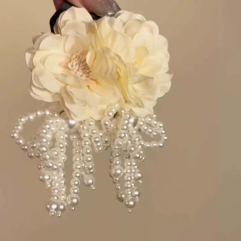 Pendientes de flores de color dopamina Pendientes dulces y frescos de primavera y verano Pendientes pequeños y elegantes de alta gama para mujer