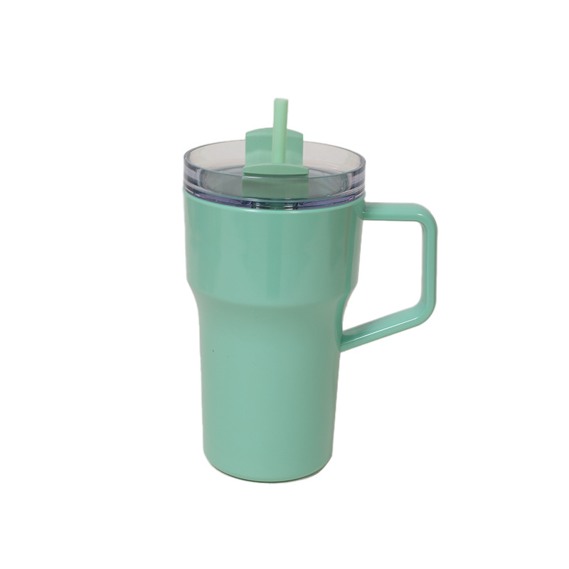 Fábrica directa para el nuevo 22oz taza de automóvil de plástico con mango de taza de agua portátil cariñosa taza de paja