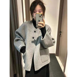赫本风毛呢外套女秋冬季2024年新款小个子韩系高级感短款呢子大衣