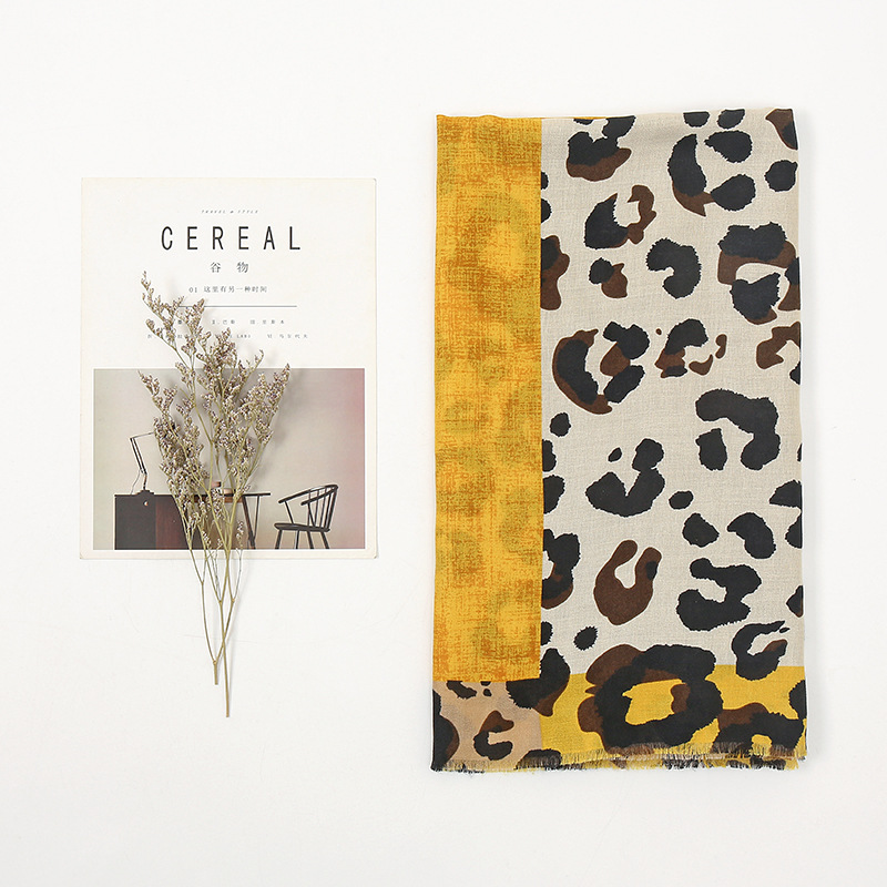 Printing Design Fashion Style Women's Fashion Leopard Cotton Printing Winter Scarves