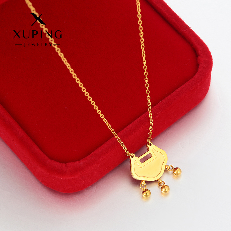 Xuping simple imitación de oro esferas collar de bordas de acero inoxidable 24k collar de nicho de lujo ligero joyas al por mayor mujeres