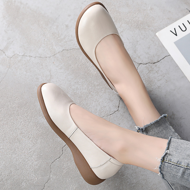 Demi-season comfortable shoes