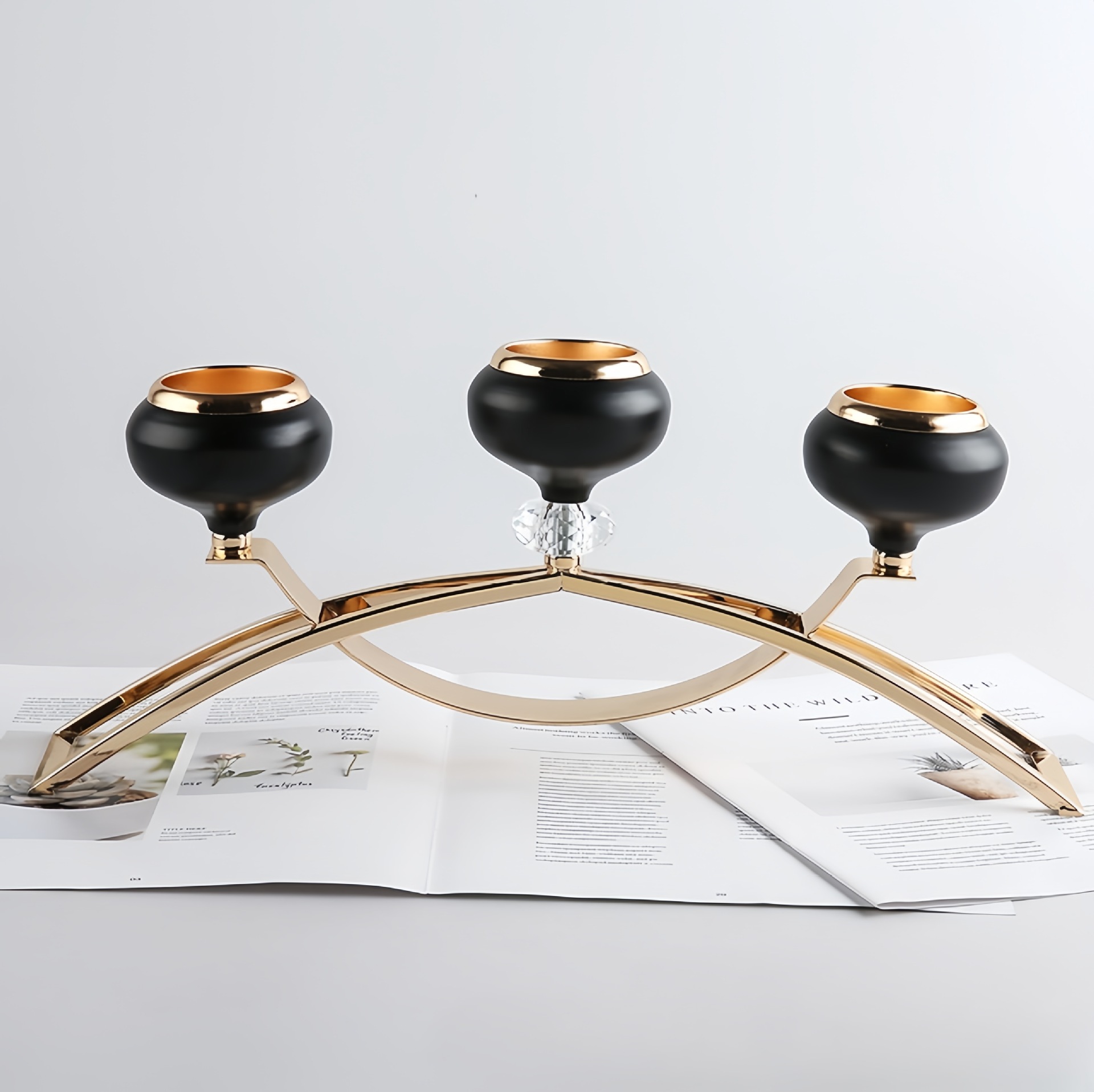 Amazon venta caliente hotel de estilo europeo KTV decoración de candelabros accesorios de boda mesa principal bar decoración fabricante de artesanías