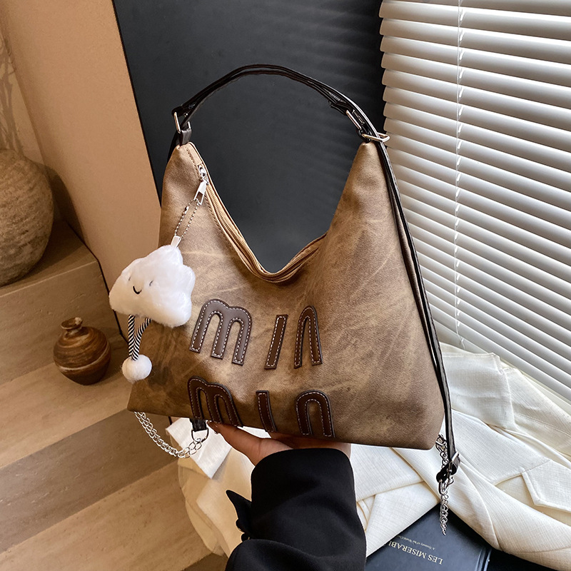 Retro small design underarm bag