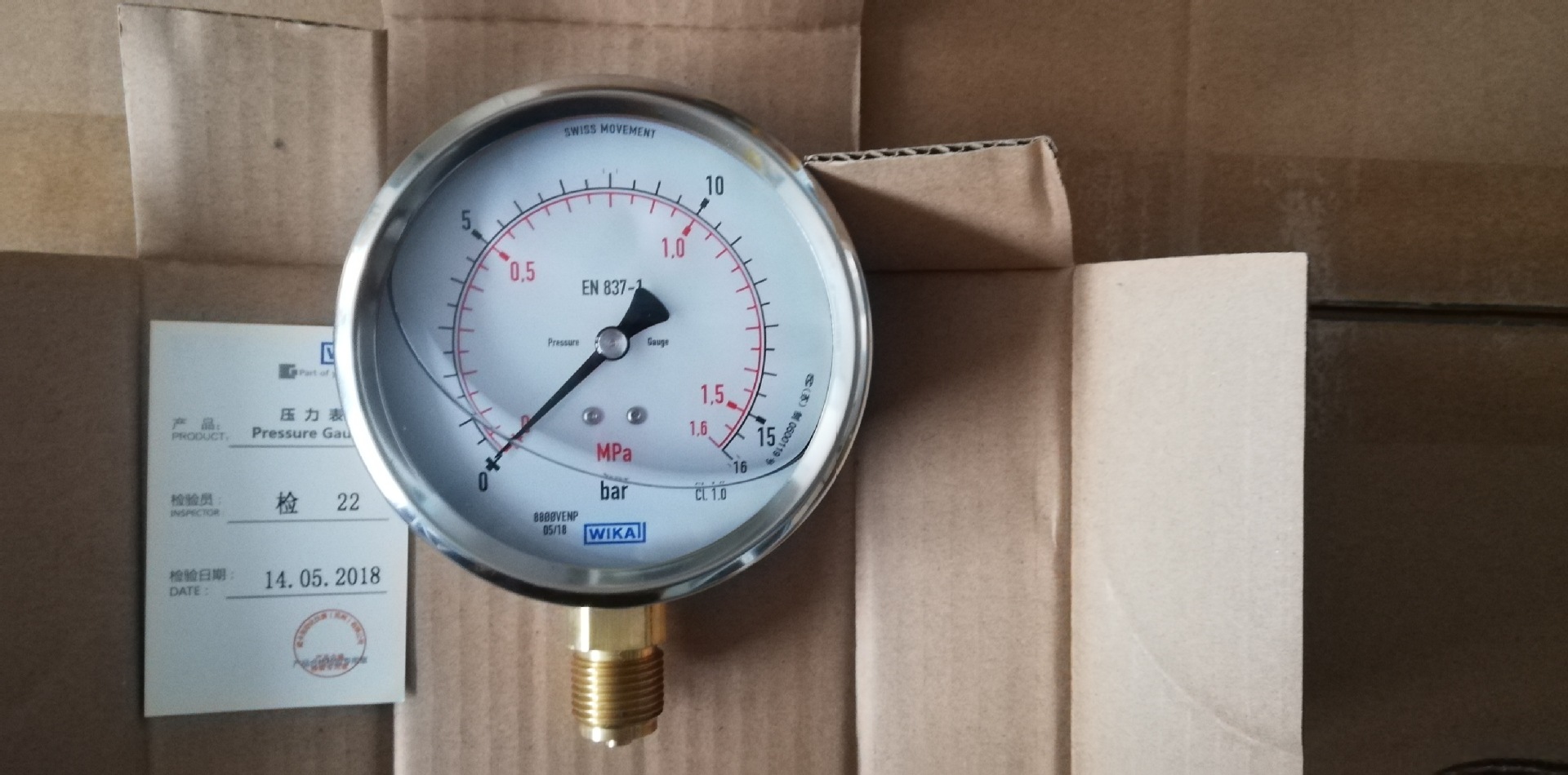 德国WIKA威卡进口EN837-1充油冲液防震抗震耐震压力表213.53.100