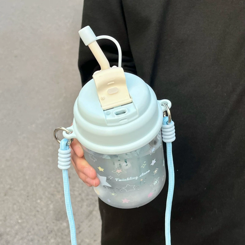 High quality handheld capacious straw with glass for elementary school students