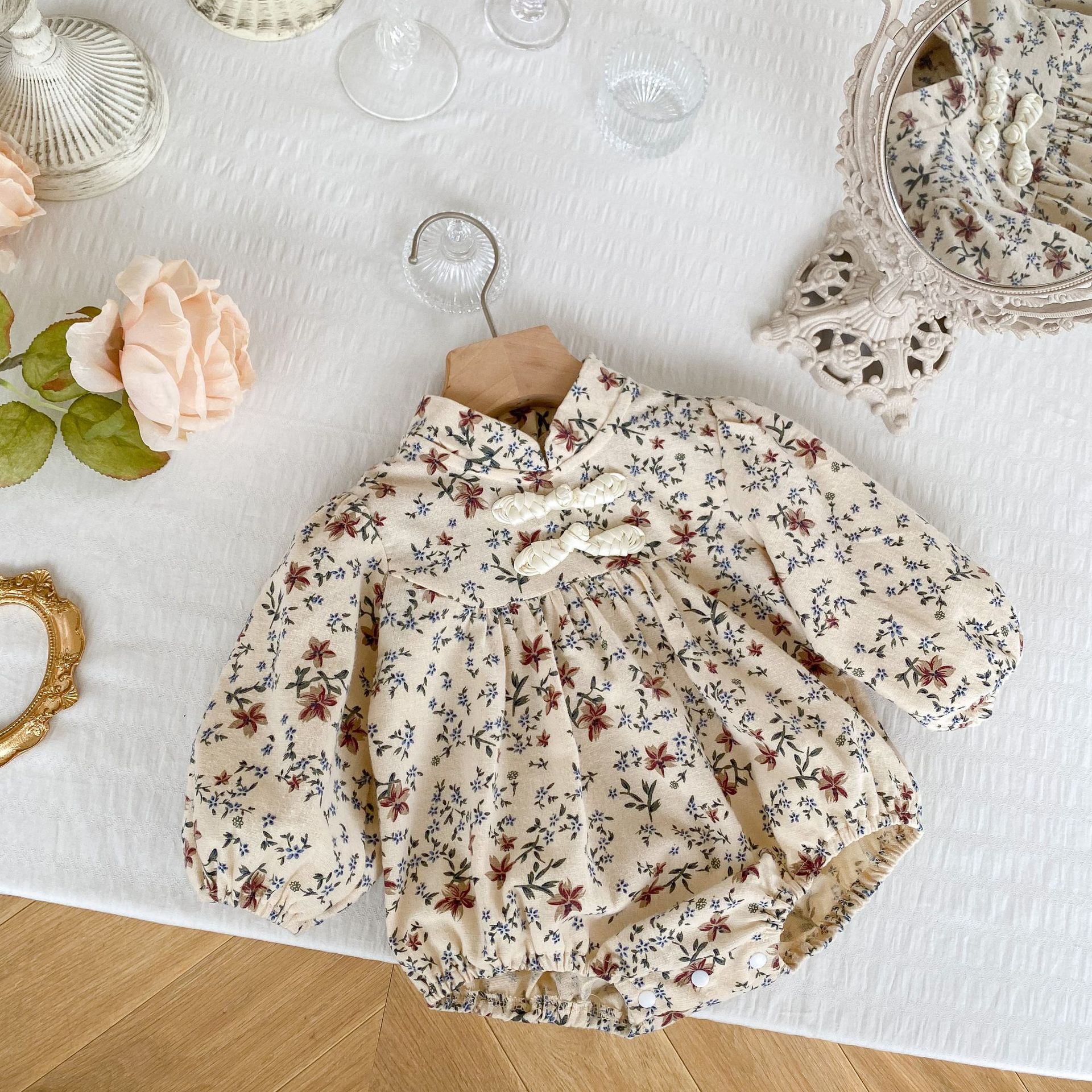 2024 Autumn New Girl Baby Floral Cheongsam Collar Ha Yi Long Sleeve Loose Triangle jumpsuit Crawler_voghion.com