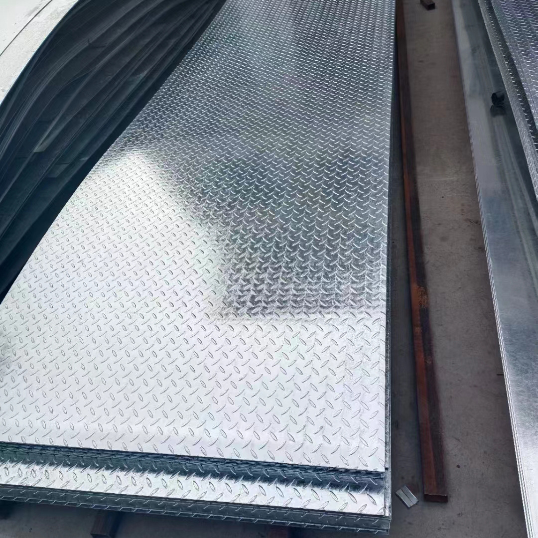 山东镀锌花纹板 济宁镀锌花纹板 4.75*1500 镀锌板压花 切割加工