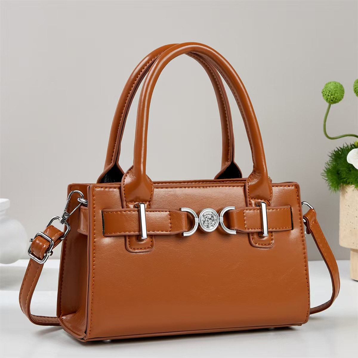 Temperamento sensación de mochila 2025, nueva atmósfera de moda, bolsas de hombro, bolsas transfronterizas casuales, versátiles
