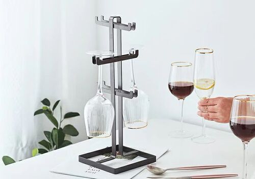 Japanese creative red wine glass rack for kitchen and living room without punching coffee cup goblet upside down drain cup holder