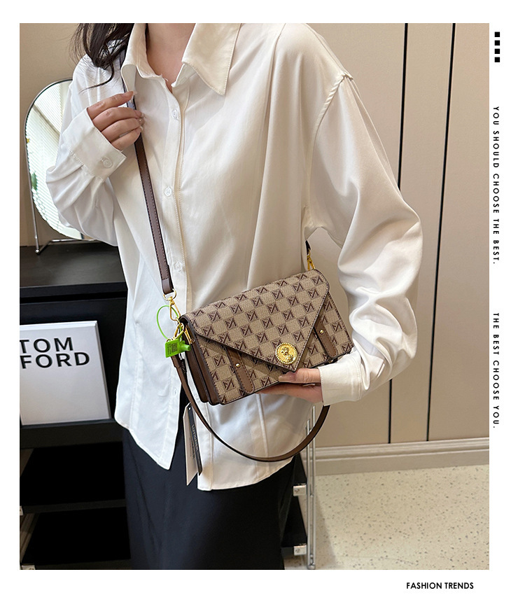 Women's Crossbody Bag Personalized Small Square Shoulder Bag_voghion.com