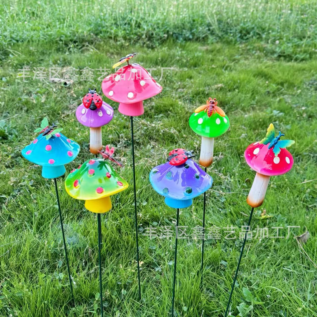 Cross-Border Gardening Outdoor Garden Farm Garden Courtyard Decorations Flower Arrangements Simulated Mushroom Plastic Crafts Gifts