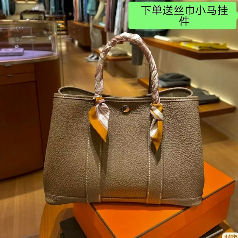 2025 New Style Garden Bag Genuine Leather Tote Bag Cowhide Handbag Large Capacity Fashionable Women's Bag Trendy Garden Bag Genuine Leather 2025 New Style Garden Bag Genuine Leather Tote Bag Cowhide Handbag Large Capacity Fashionable Women's Bag Trendy Garden Bag Genuine Leather