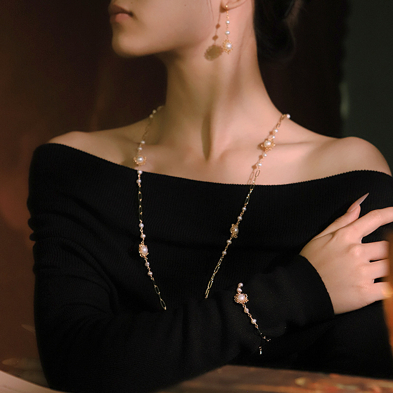 Flores de perlas naturales ganchos de auriculares pulseras collares conjunto de aretes dulces de alta calidad joyas al por mayor
