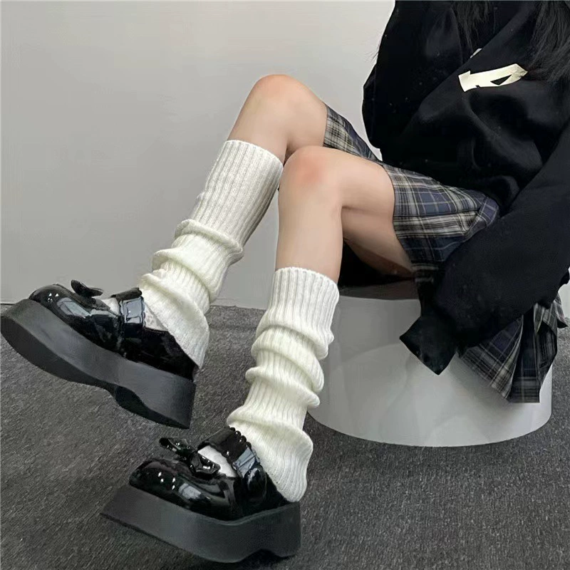 Вязаные гетры (наголенники) белые демисезонные, one size, в рубчик, свободный стиль