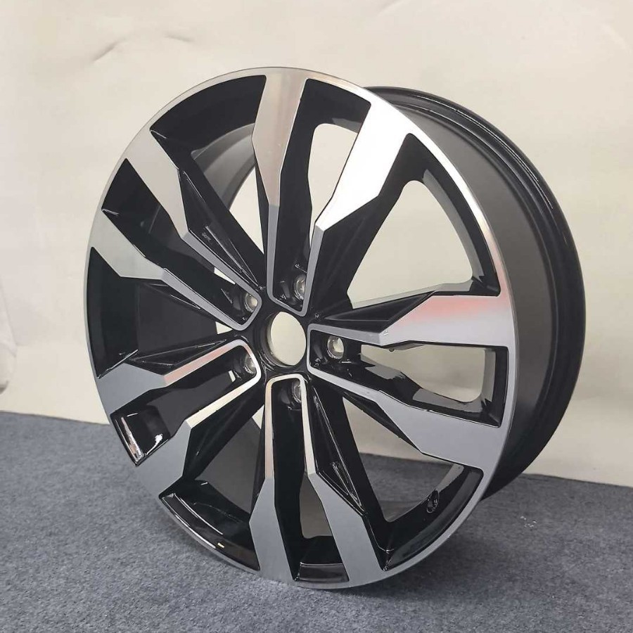 Suitable for Volkswagen T-Roc 18inch original car style wheel rims, brand new 18*7J ET:45