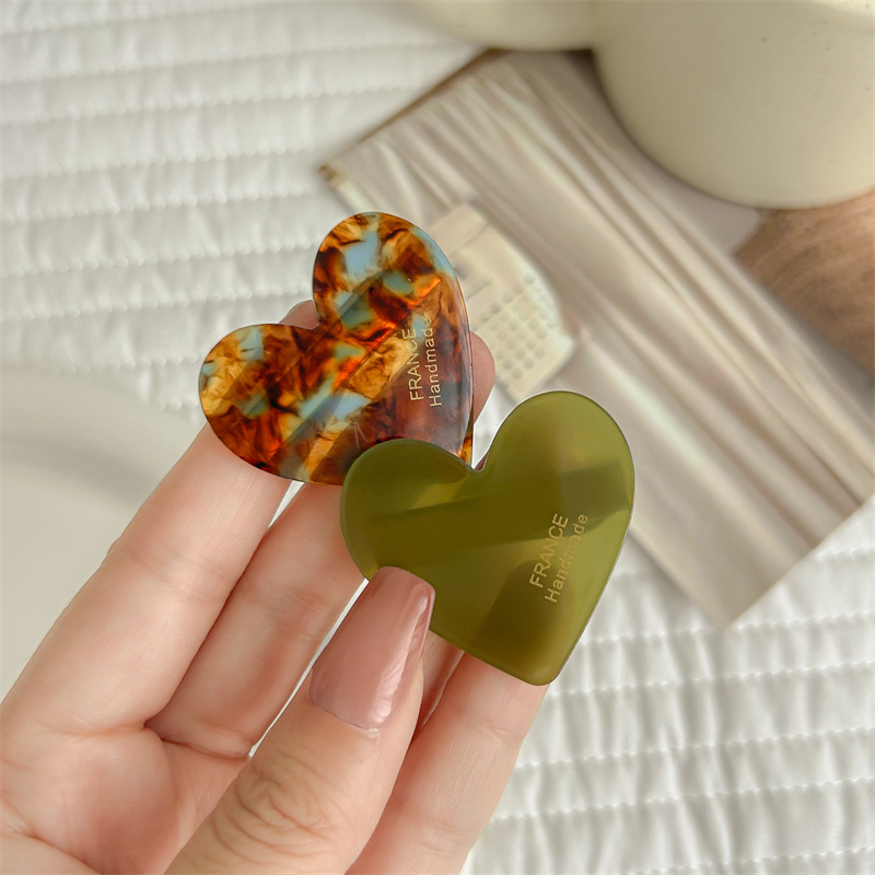 10g Weight Hair Clip Hair Accessories Type 1 Piece Quantity Daily Occasion Acetic acid sheets Material Heart Shape Pattern All Seasons Season Women's Gender Cute, Simple Style Style Cute Simple Style Women's Heart Shape Acetic Acid Sheets Hair Clip 3