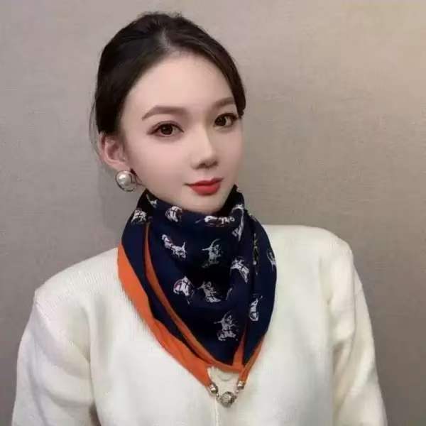 Otoño y invierno nuevo temperamento bufandas de cuello caliente bufandas de seda de aire extranjero bufandas de seda coreana pequeña bola de oro bufandas de seda