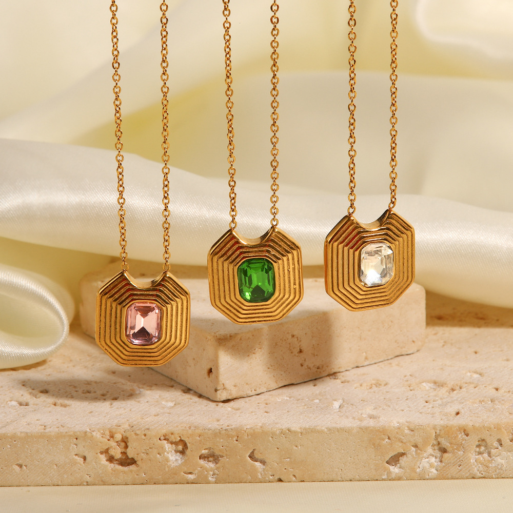 Vintage Style Geometric Stainless Steel Gold Plated Rhinestones Pendant Necklace