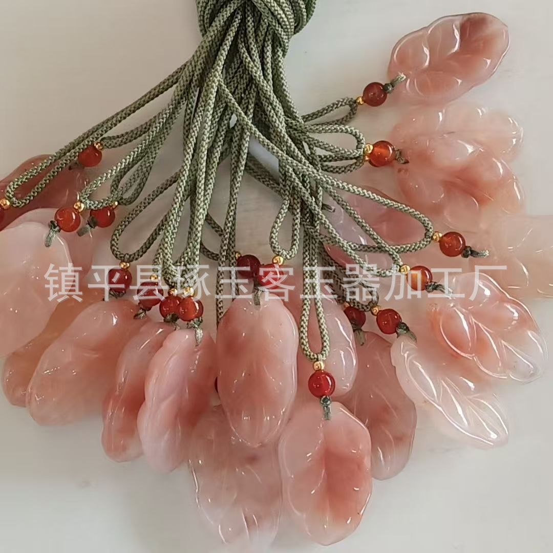 복숭아꽃잎과 나뭇잎에 밧줄을 달아주세요 (밧줄은 랜덤)