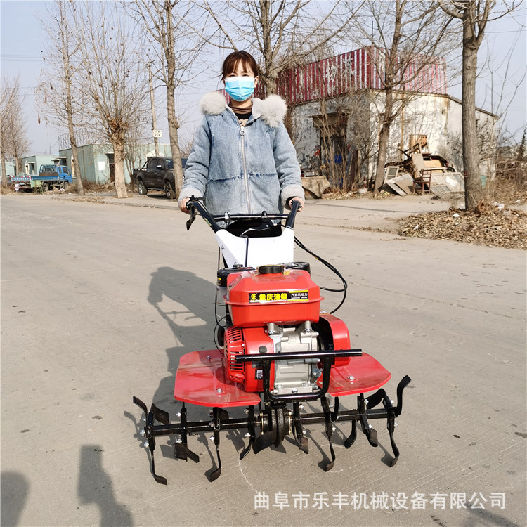 小型手扶式微耕机 自走式农用菜园旋耕机 果园翻地机