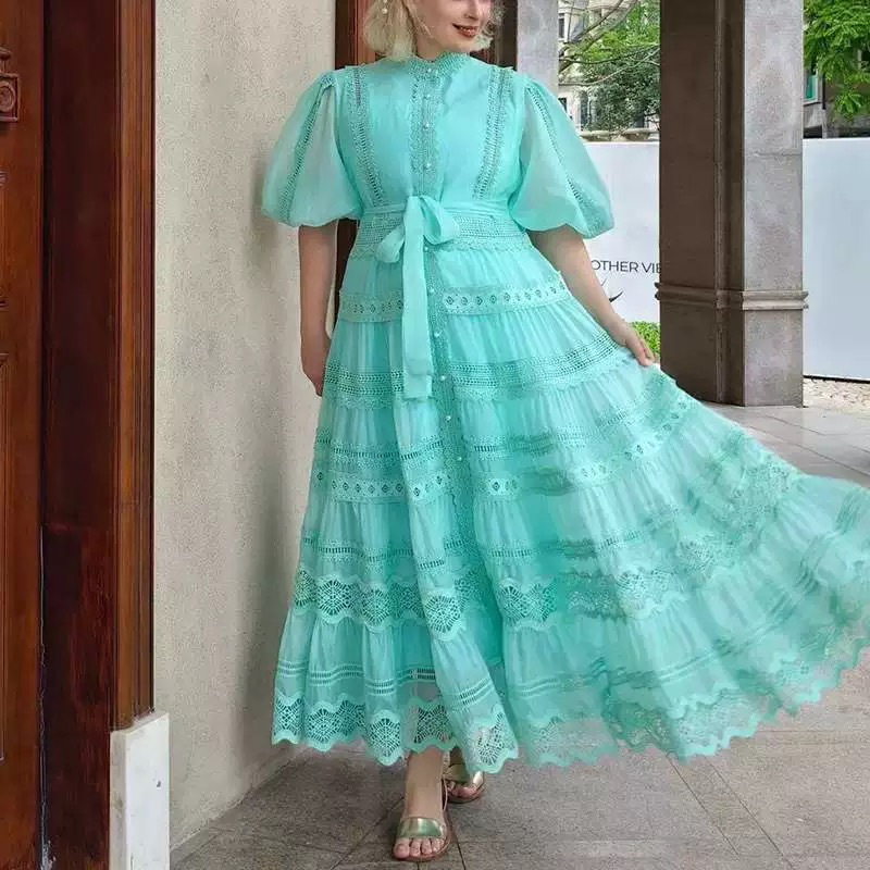 Autumn and Winter European and American Niche Heavy-Duty Lace Splicing Retro Gorgeous Solid Color Loose Lace-Up Long Dress