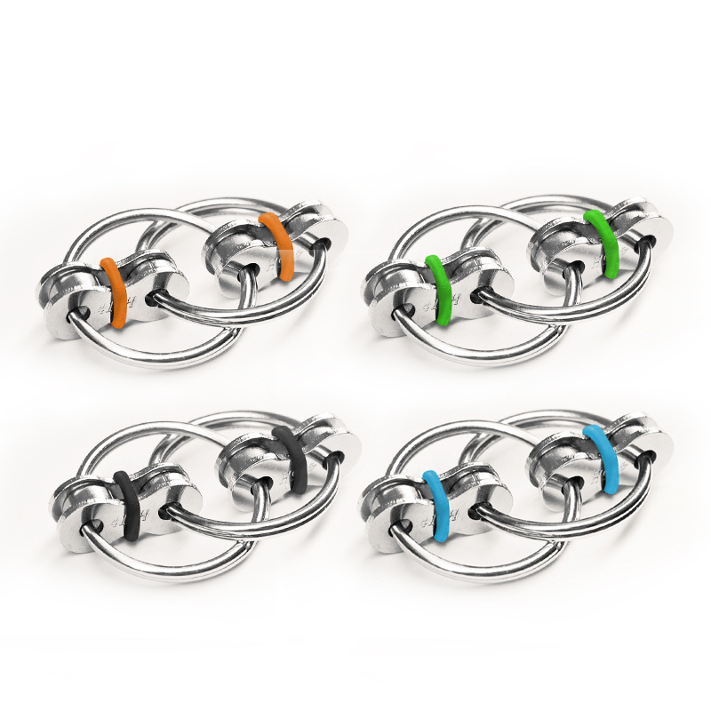Cross-border four-iron pieces, two rubber bands, bicycle chain, fingertip chain, iron ring, keychain, adult stress relief toy