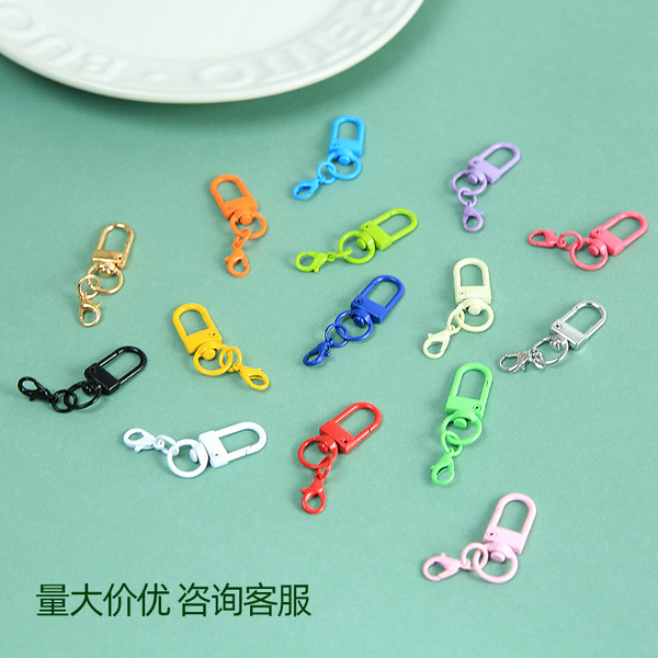 Creative golden keychain