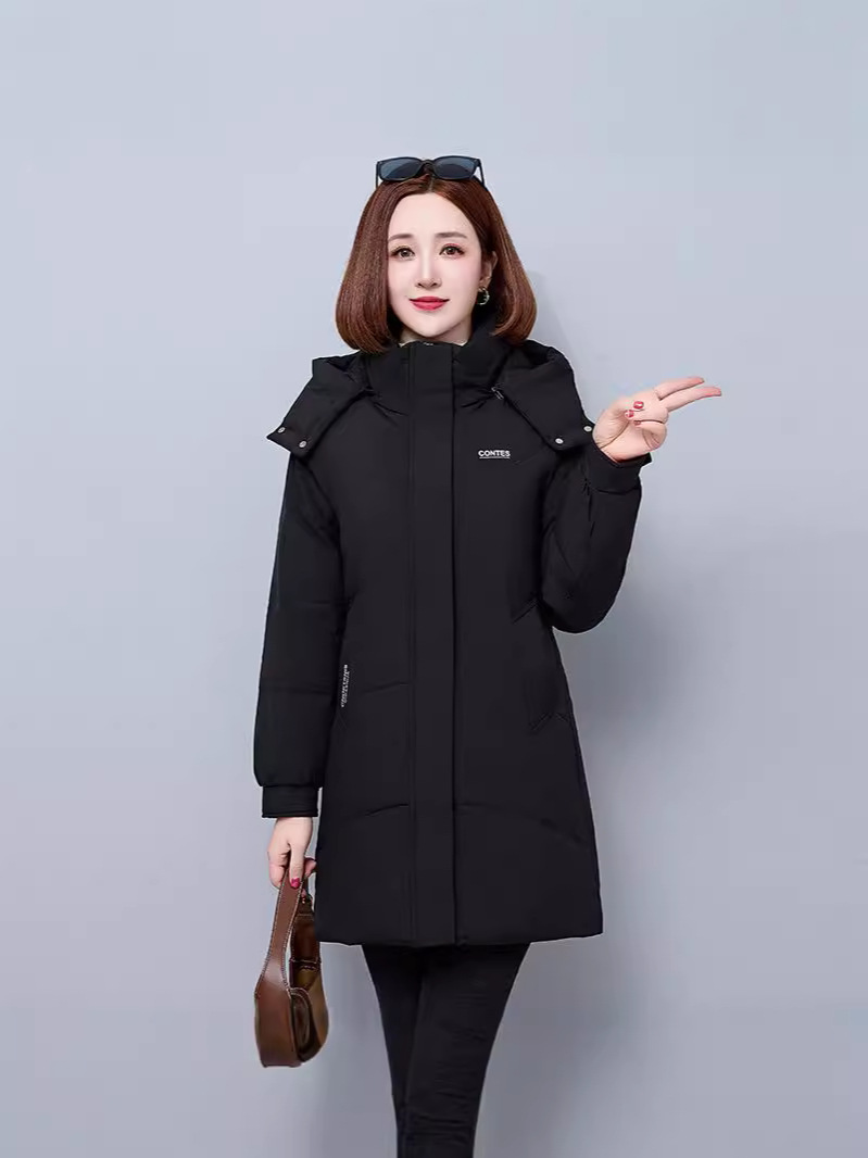 2025 nueva moda de la madre de estilo extranjero de gran tamaño blanco chaqueta de plumón ligera para mujeres de invierno grueso abrigo largo