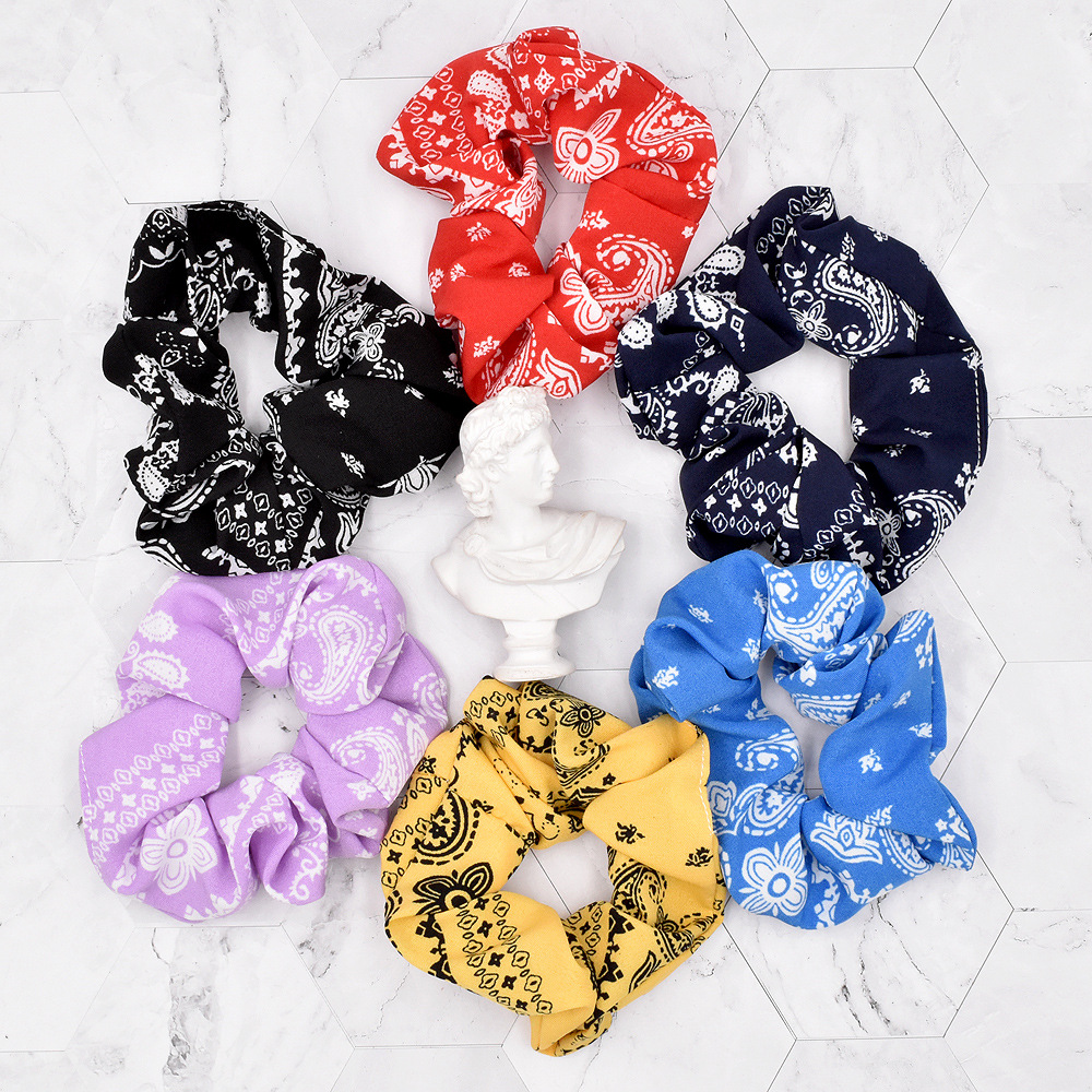 Retro Printing Fabric Hair Scrunchies display picture 1