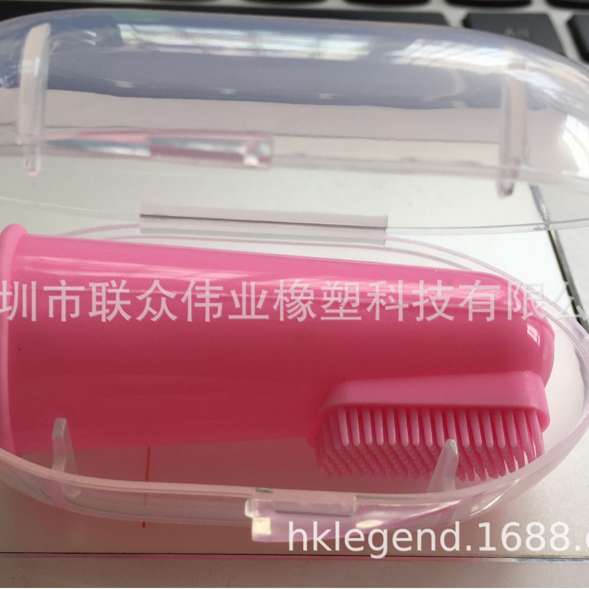 硅胶牙刷 韩国牙刷 牙刷厂家  单个塑胶盒子包装