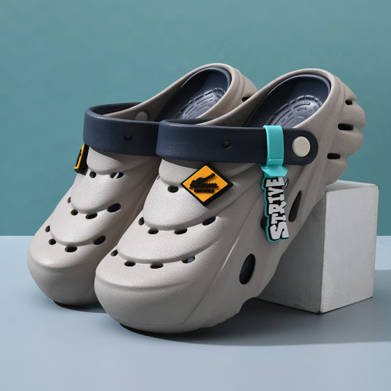 2024 couple comfortable two-wear sandals summer travel breathable sandals non-slip beach shoes hole shoes manufacturers straight hair