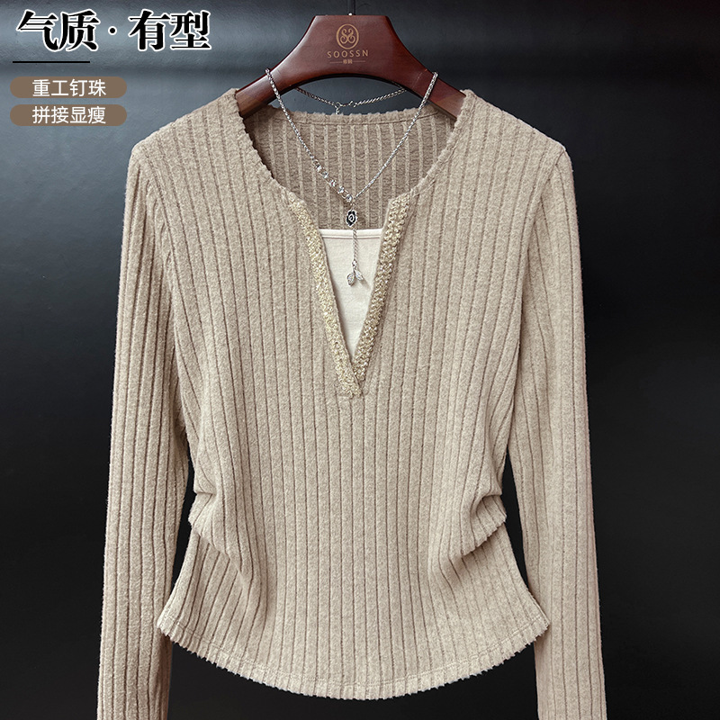 Spring Slim-Fit Base Shirt with Regular Shoulders and Long Sleeves, Women's 2024 New Style, Low V-Neck Design, Spliced Fake Two-Piece Top