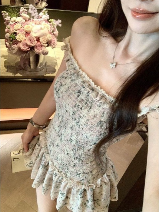 Summer design fashionable dress