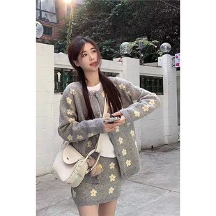 ��ɫ����ᘿ����bŮ�ﶬ㼑��Lë���_�����װ��ΰ���ȹ����ɼ���