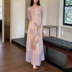 紫色网纱印花连衣裙女春夏季温柔气质显瘦长裙子早秋修身显瘦内裙
